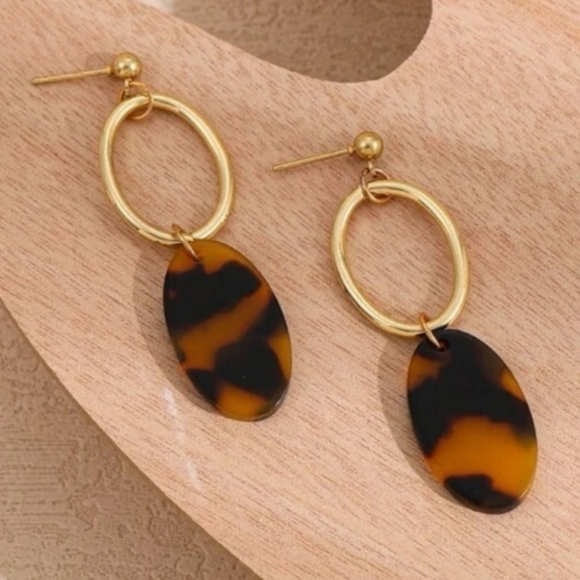 Classic Tortoise Shell and Gold Hoop Dangle Drop Earrings - Picture 1 of 6